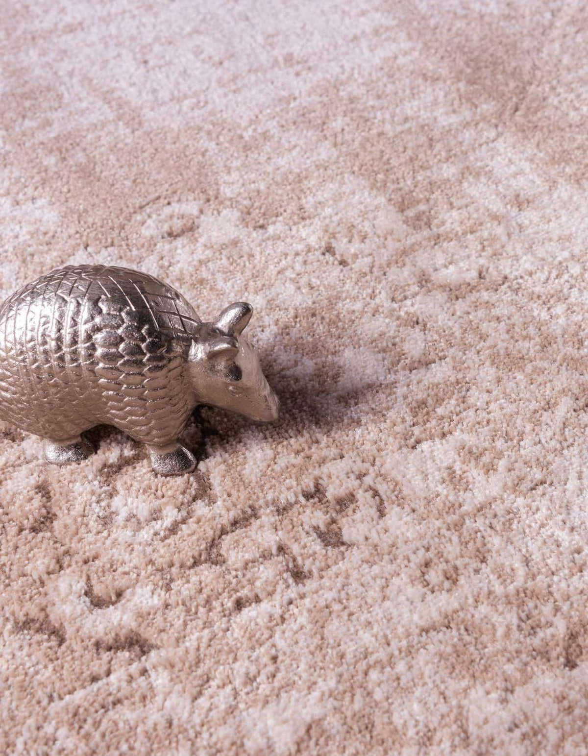 Rechteck Teppich Legacy in Beige von Hadorn™ - Lifestyle Image