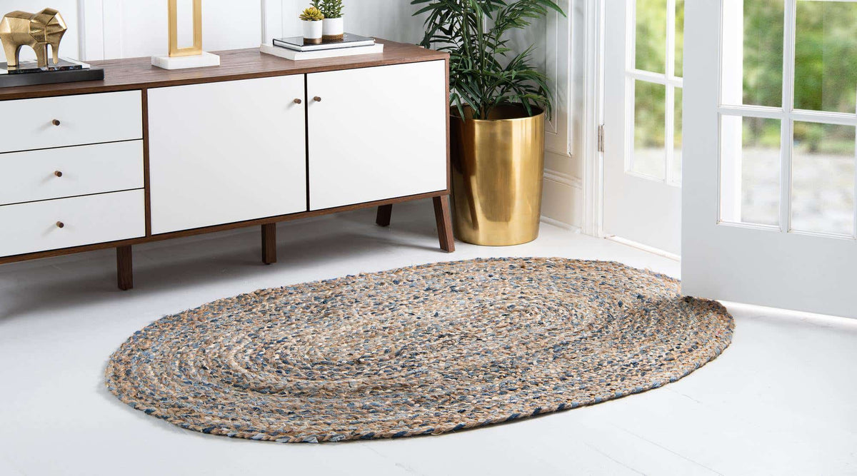 Oval Teppich Braided Chindi in Natürlich von Hadorn™ - Lifestyle Image