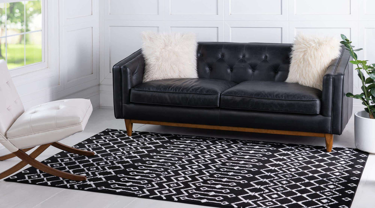 Rechteck Teppich Kasbah Trellis in Schwarz von Hadorn™ - Lifestyle Image