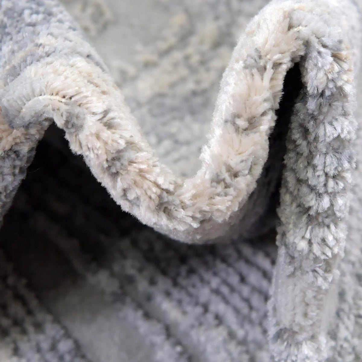 Rechteck Teppich Caspian in Grau von Hadorn™ - Lifestyle Image