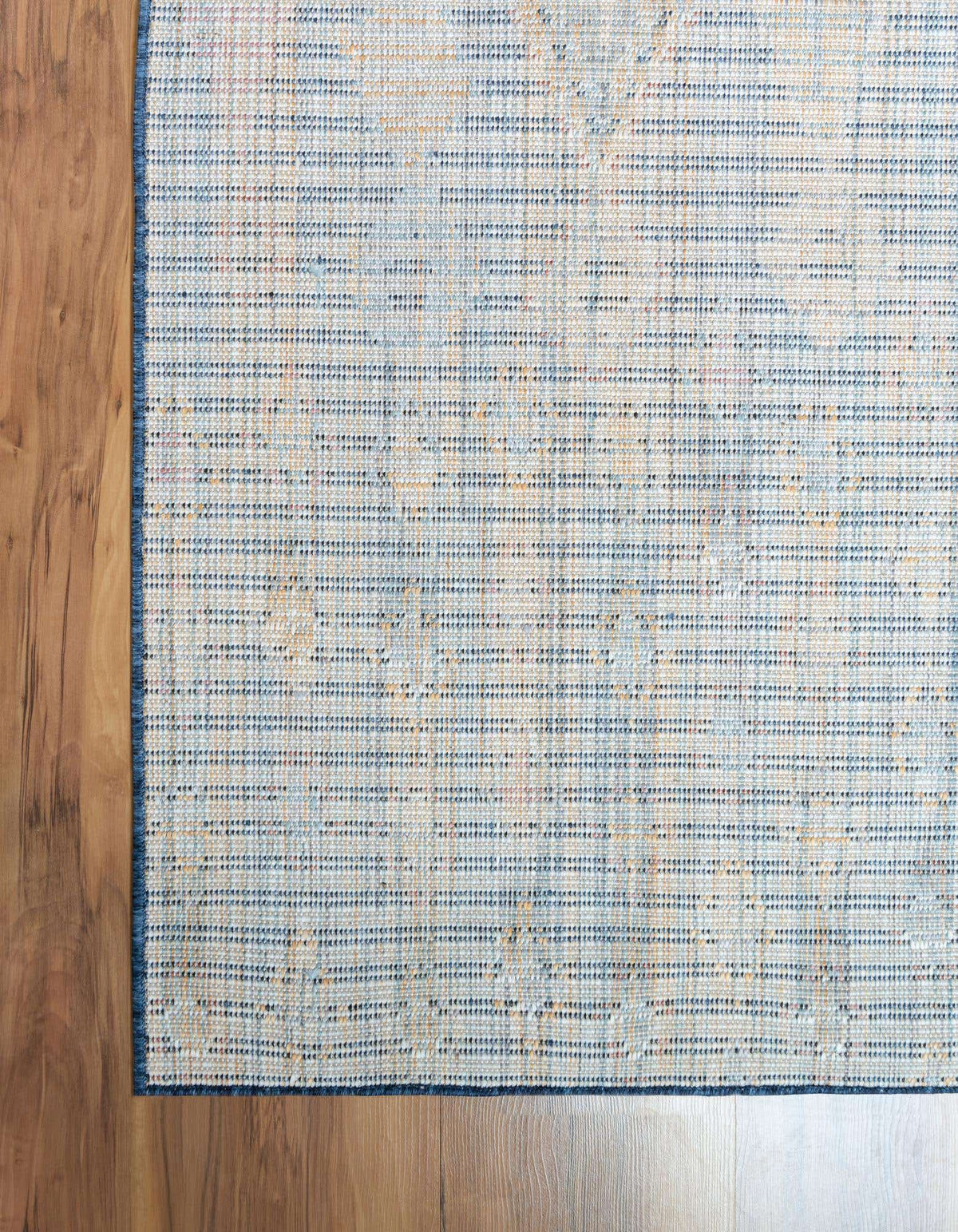 Rechteck Teppich Morocco in Marineblau von Hadorn™ - Lifestyle Image