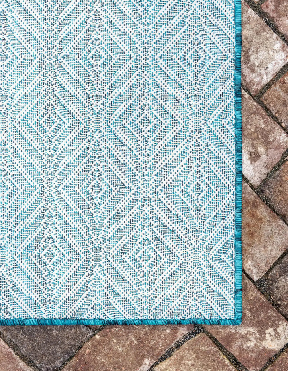 Rechteck Outdoor Teppich Outdoor Trellis in Grün von Hadorn™ - Lifestyle Image