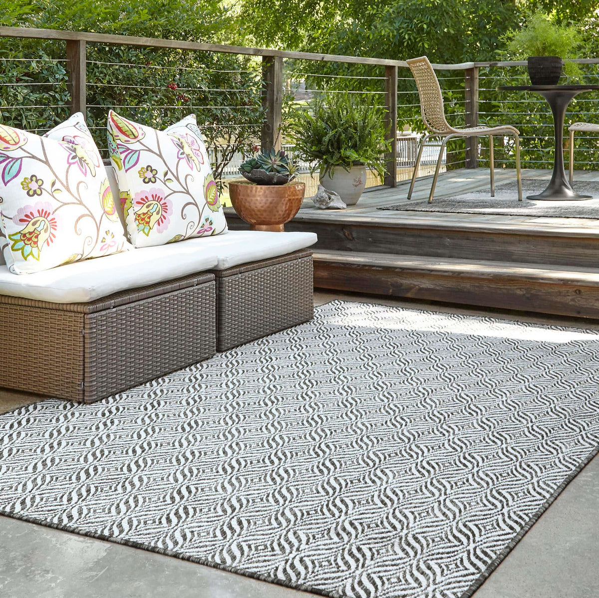 183 x 122 Outdoor Trellis