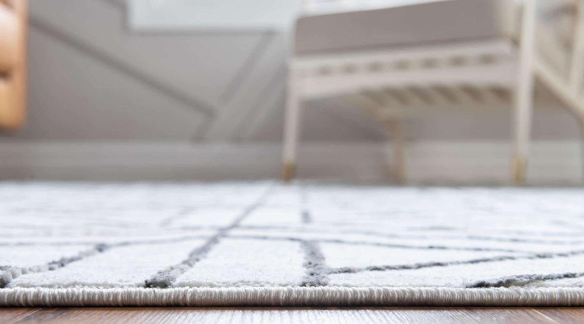 Rechteck Teppich Lattice Trellis in Weiss von Hadorn™ - Lifestyle Image