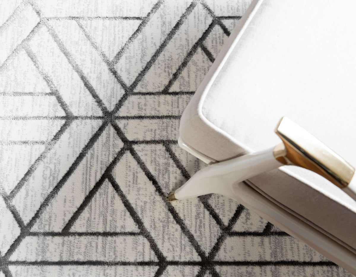Rechteck Teppich Lattice Trellis in Weiss von Hadorn™ - Lifestyle Image