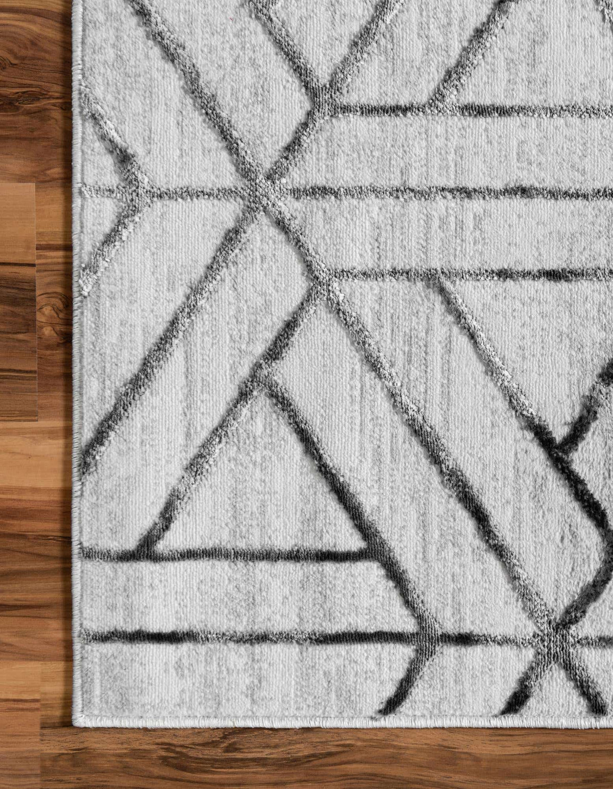 Rechteck Teppich Lattice Trellis in Weiss von Hadorn™ - Lifestyle Image