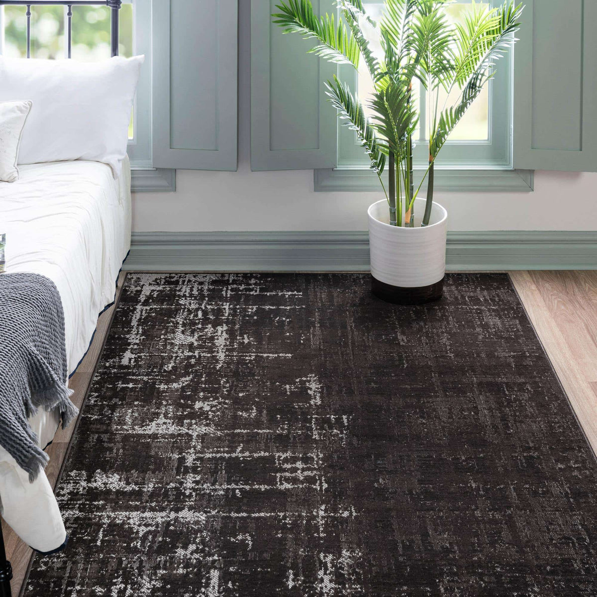 Rechteck Teppich Valencia in Holzkohle von Hadorn™ - Lifestyle Image