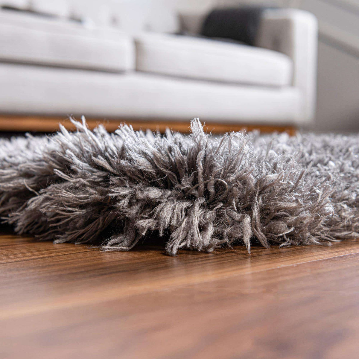 Rechteck Hochflorteppich Infinity Shag in Grau von Hadorn™ - Lifestyle Image