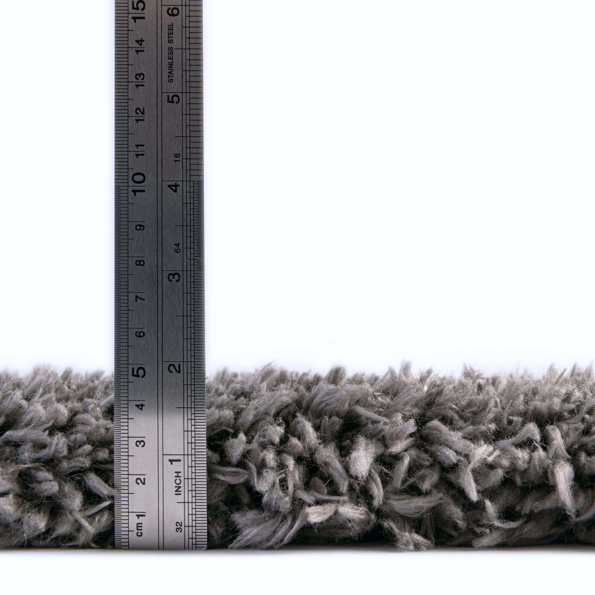 Rechteck Hochflorteppich Infinity Shag in Grau von Hadorn™ - Lifestyle Image