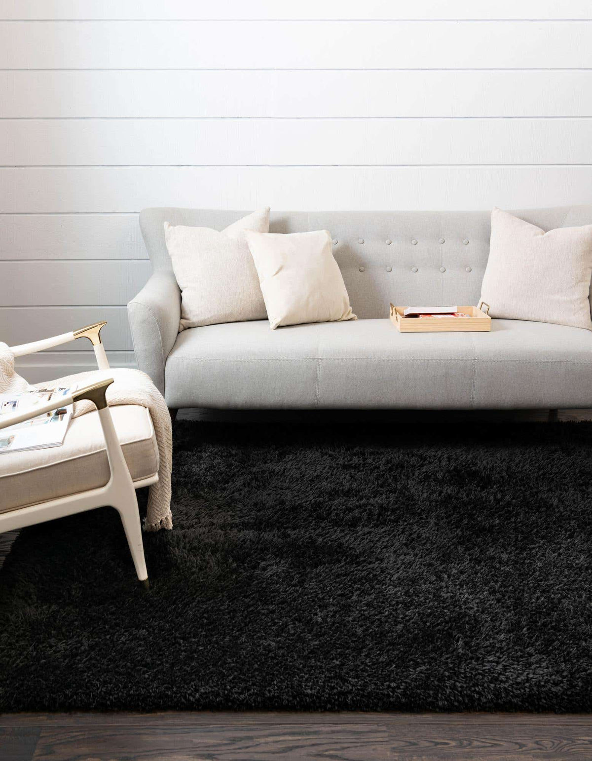 Rechteck Hochflorteppich Infinity Shag in Schwarz von Hadorn™ - Lifestyle Image
