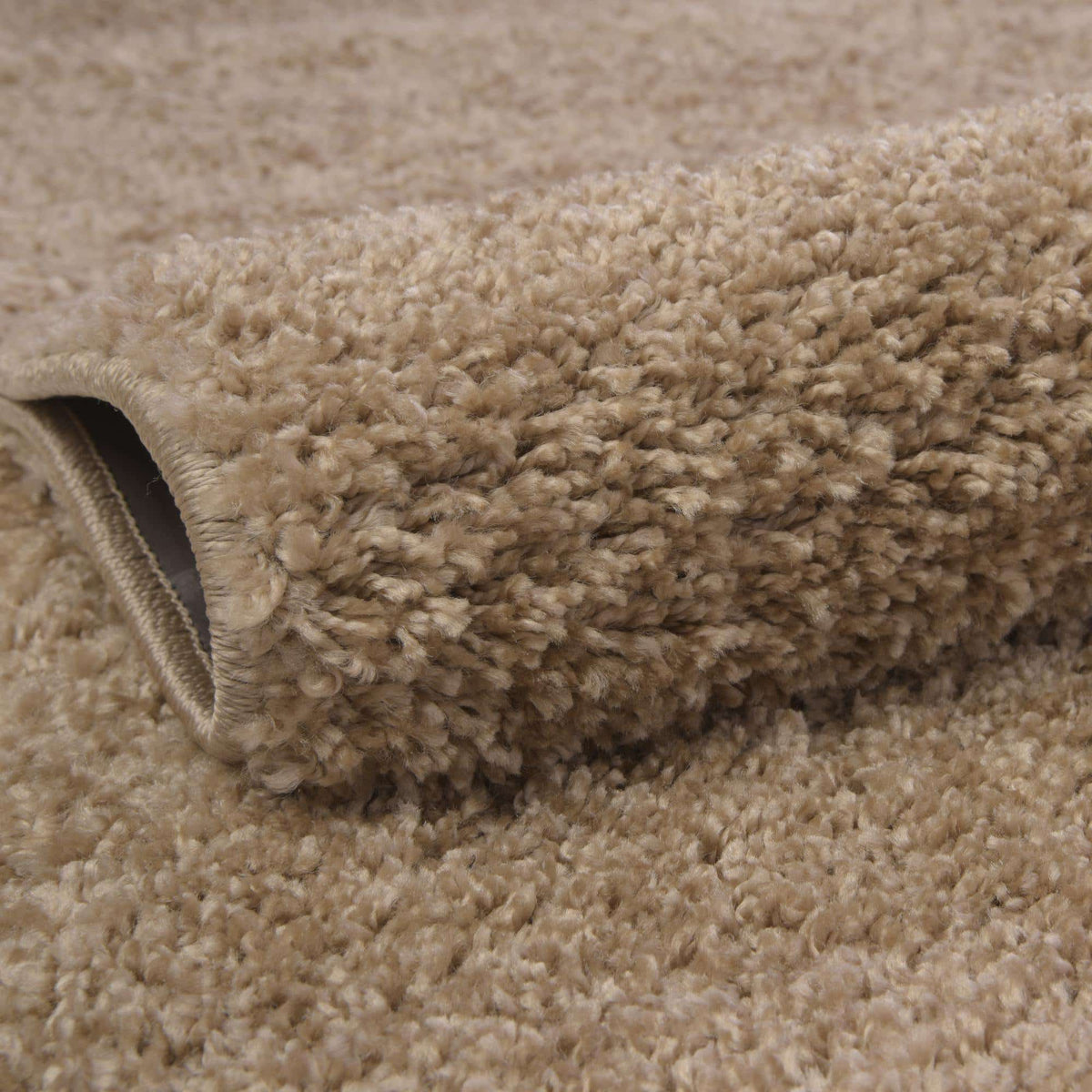 Rechteck Hochflorteppich Soft Solid Shag in Grau von Hadorn™ - Lifestyle Image