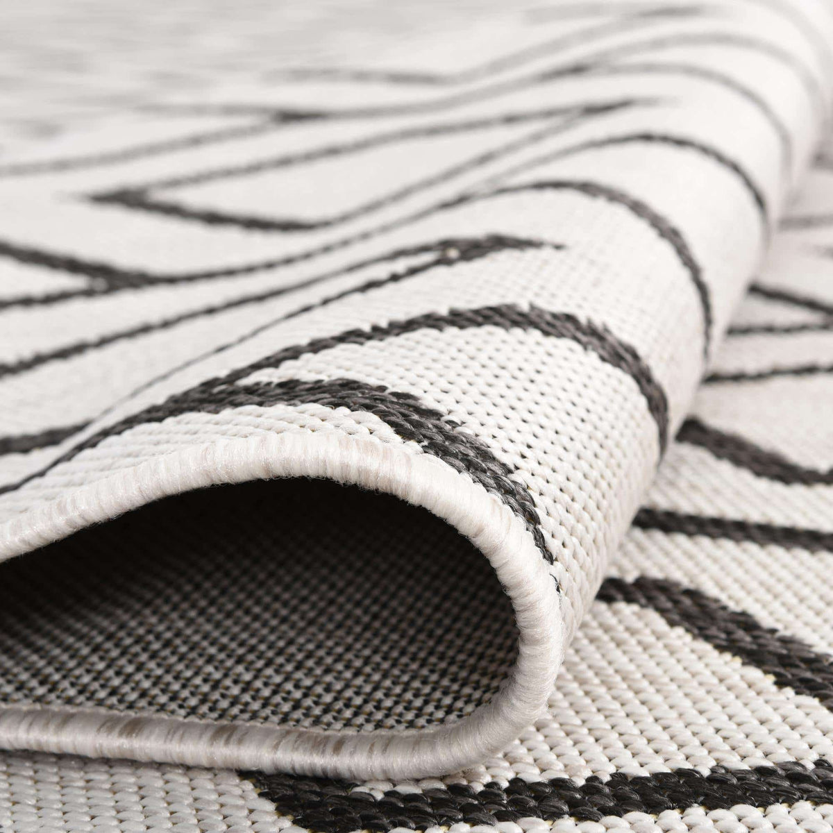 Rechteck Outdoor Teppich Jill Zarin Outdoor in Elfenbein von Hadorn™ - Lifestyle Image