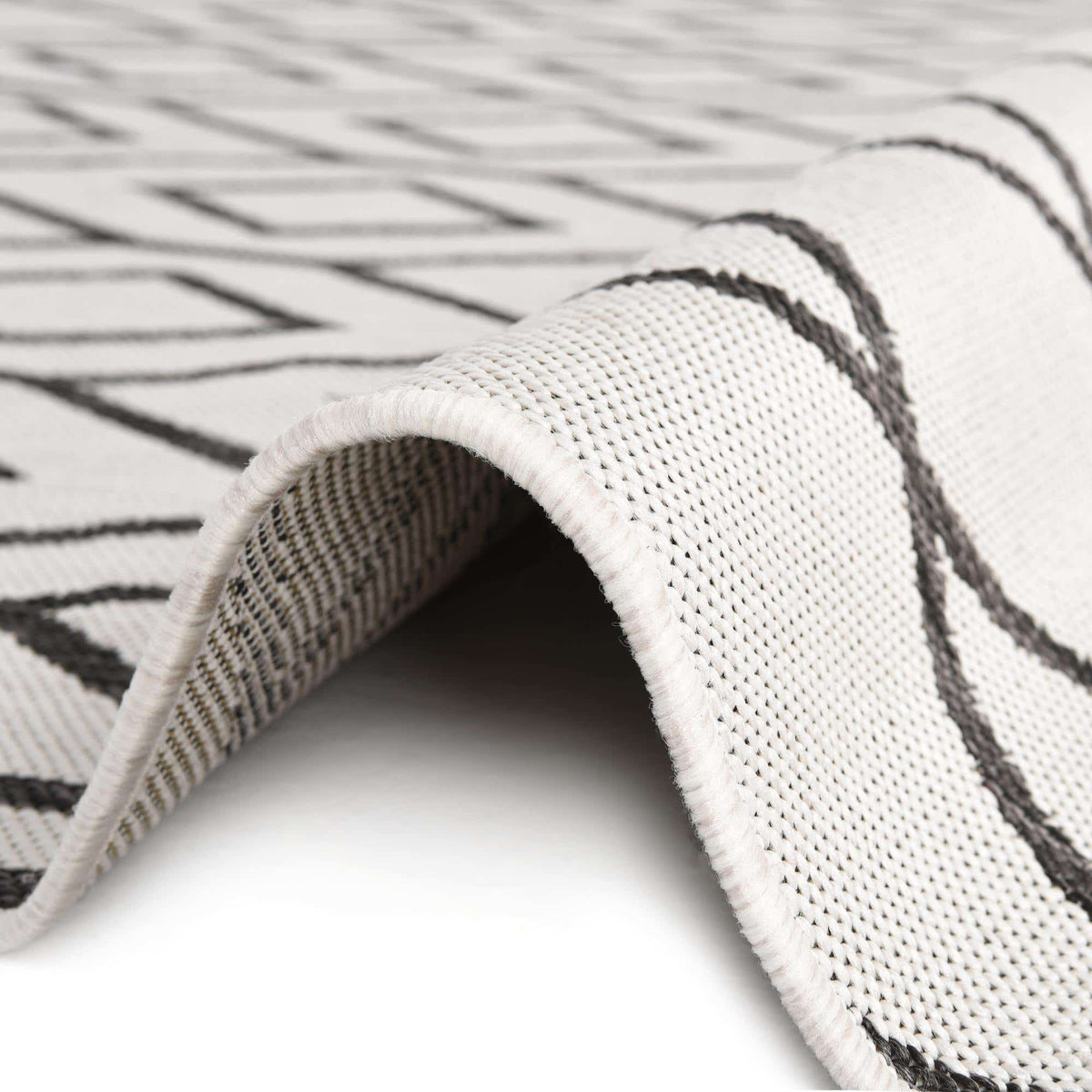 Rechteck Outdoor Teppich Jill Zarin Outdoor in Elfenbein von Hadorn™ - Lifestyle Image