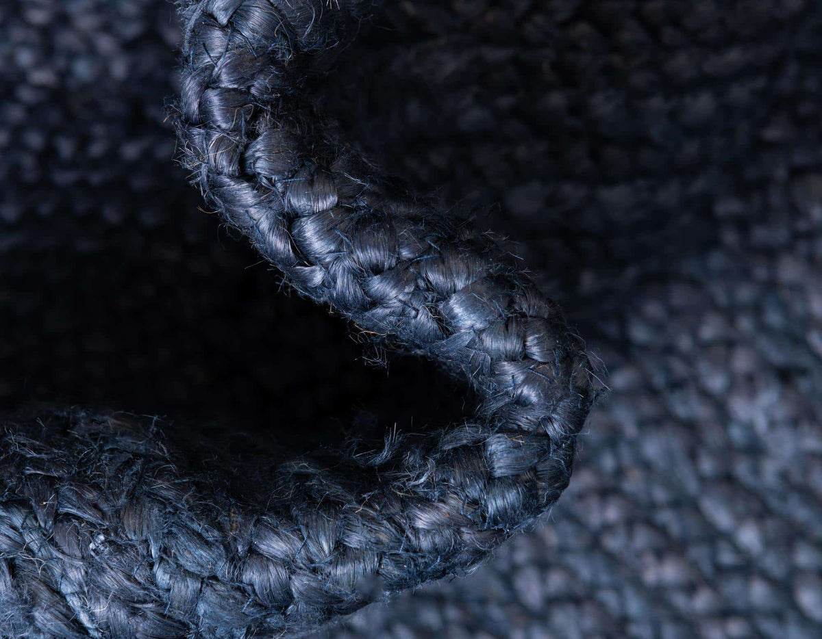 Quadratisch Teppich Braided Jute in Blau von Hadorn™ - Lifestyle Image