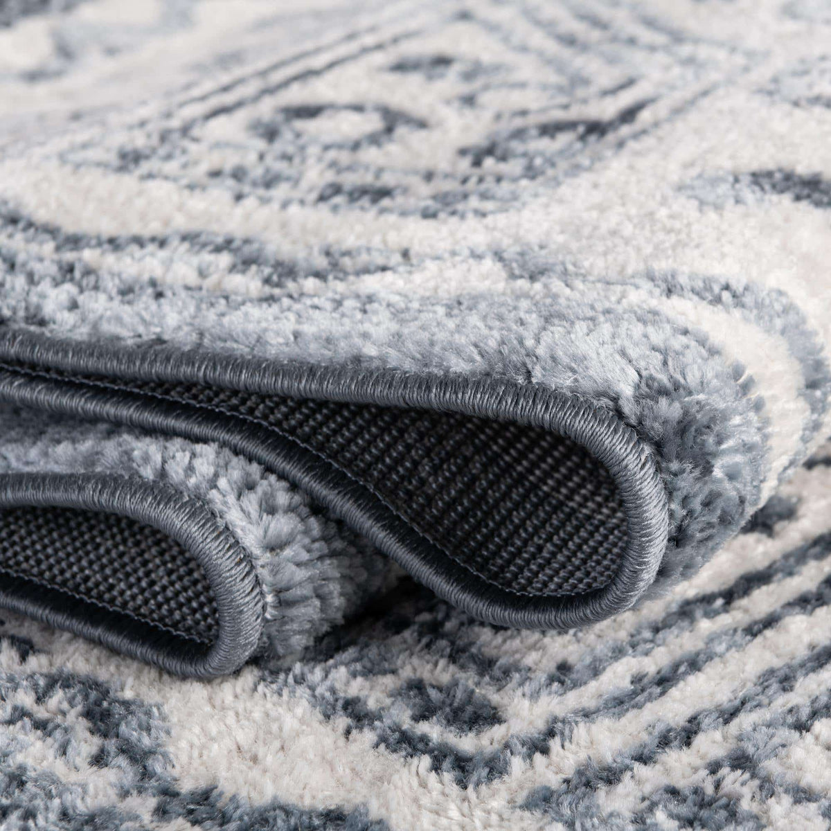 Rechteck Teppich Oxford in Blau von Hadorn™ - Lifestyle Image
