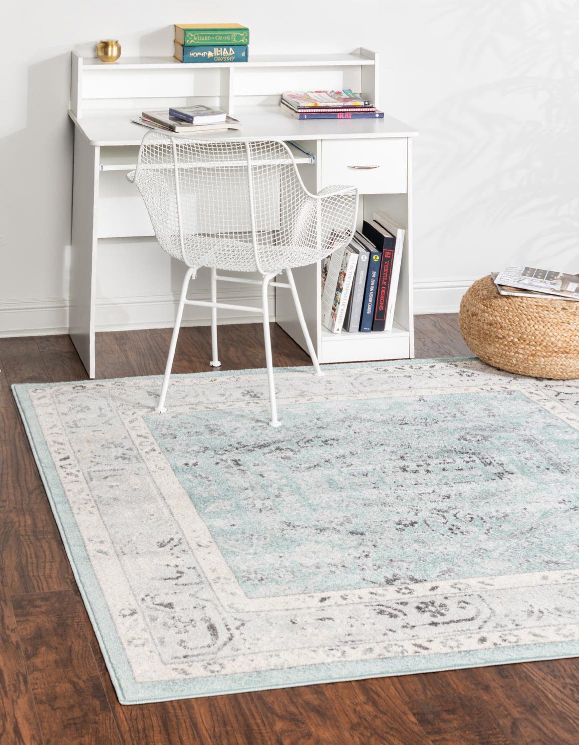 Quadratisch Teppich Aurelia in Blau von Hadorn™ - Lifestyle Image
