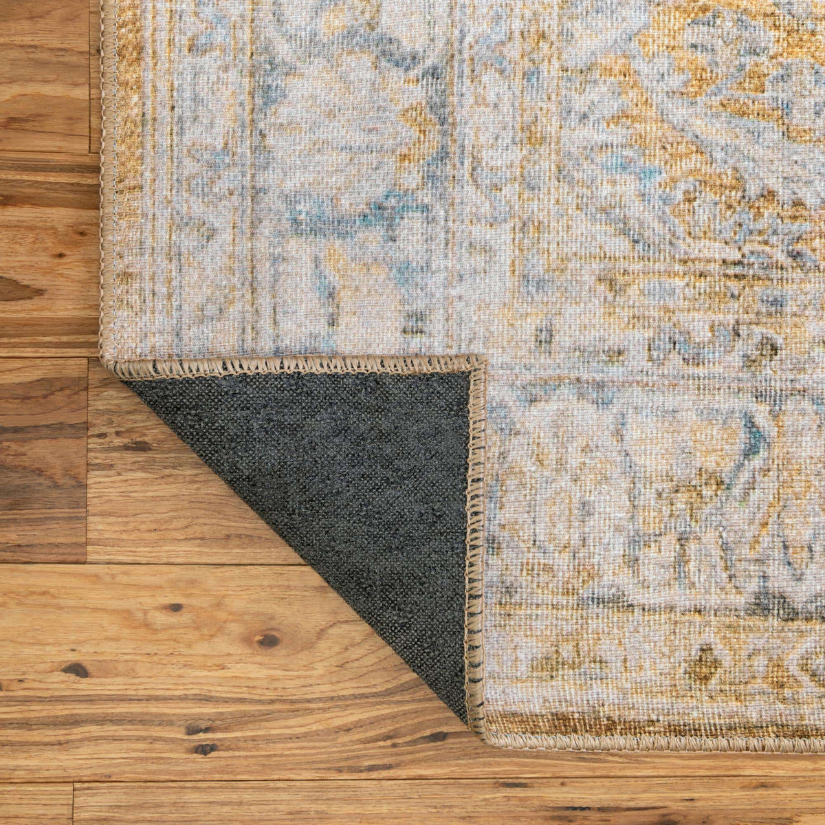 Rechteck Teppich Timeless in Gelb von Hadorn™ - Lifestyle Image