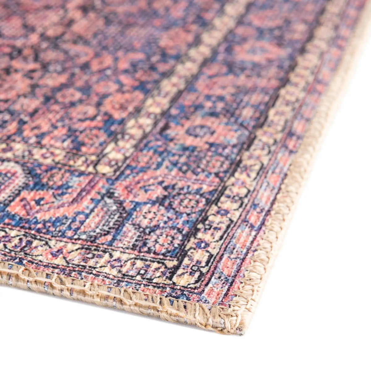 Quadratisch Teppich Timeless in Blau von Hadorn™ - Lifestyle Image