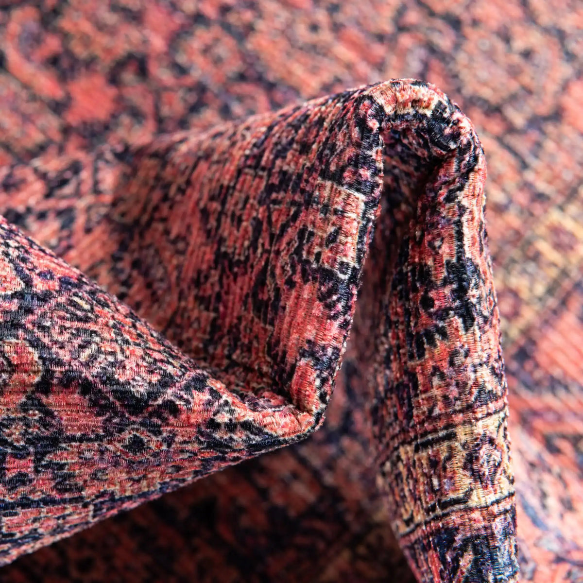 Quadratisch Teppich Timeless in Blau von Hadorn™ - Lifestyle Image