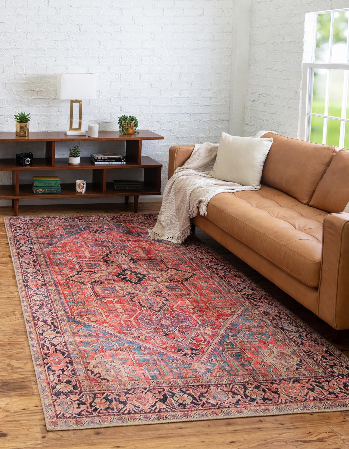 Rechteck Teppich Timeless in Rot von Hadorn™ - Lifestyle Image