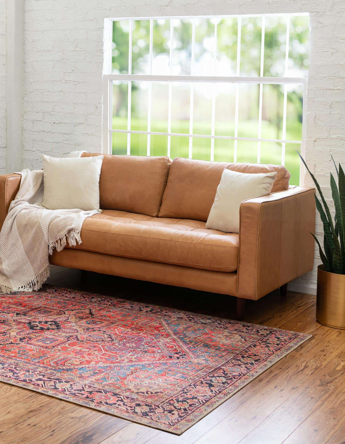 Rechteck Teppich Timeless in Rot von Hadorn™ - Lifestyle Image
