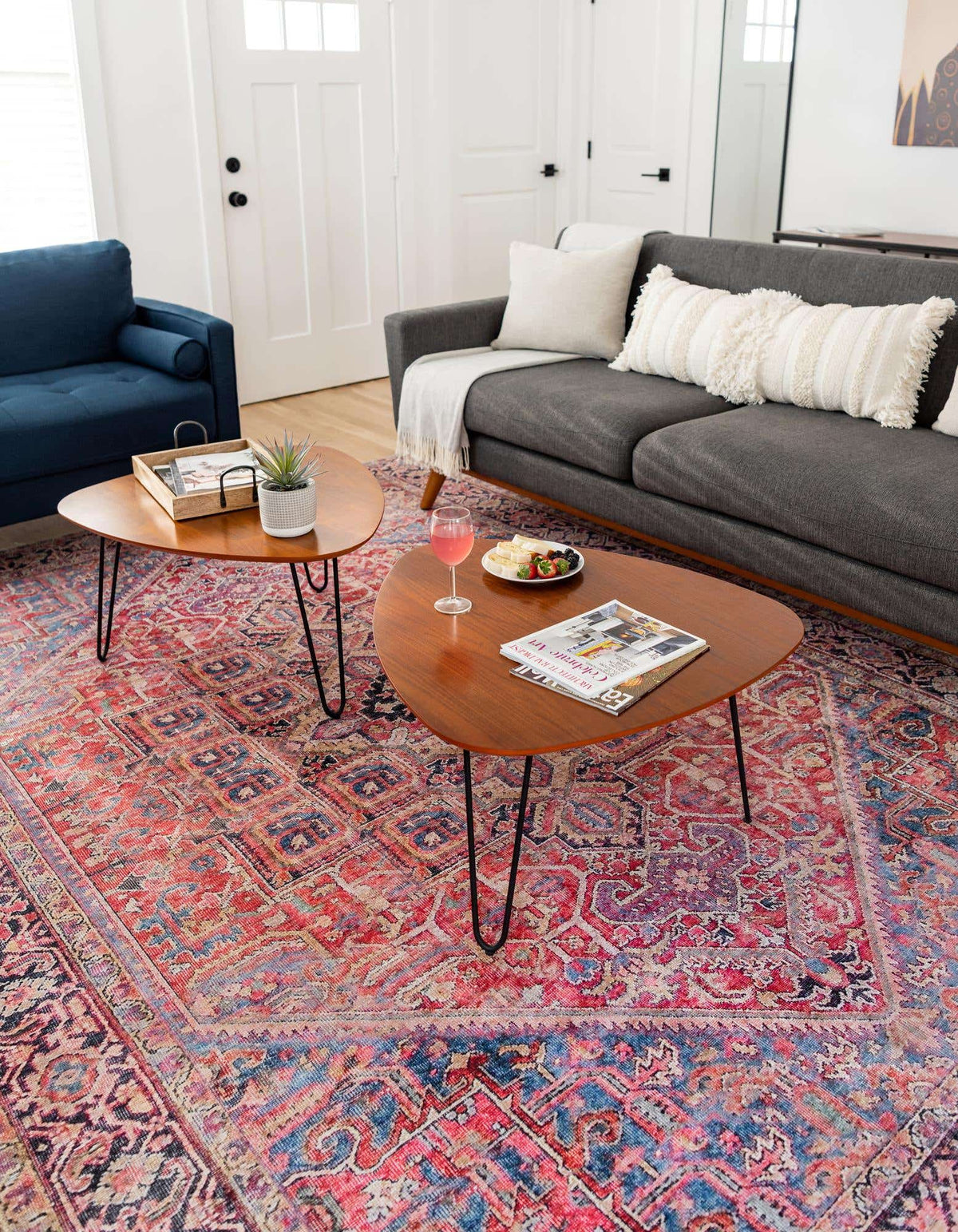 Rechteck Teppich Timeless in Rot von Hadorn™ - Lifestyle Image