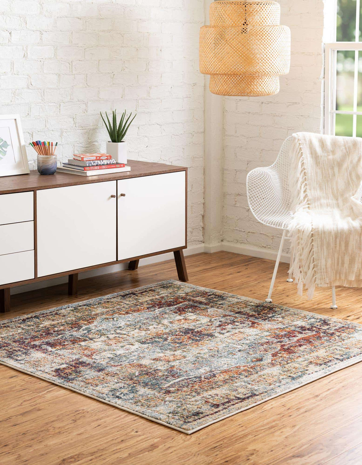 Quadratisch Teppich Isabella in Beige von Hadorn™ - Lifestyle Image