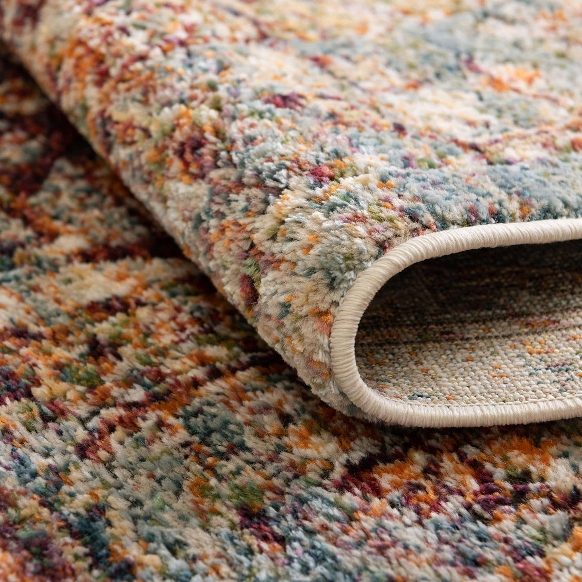 Quadratisch Teppich Isabella in Beige von Hadorn™ - Lifestyle Image