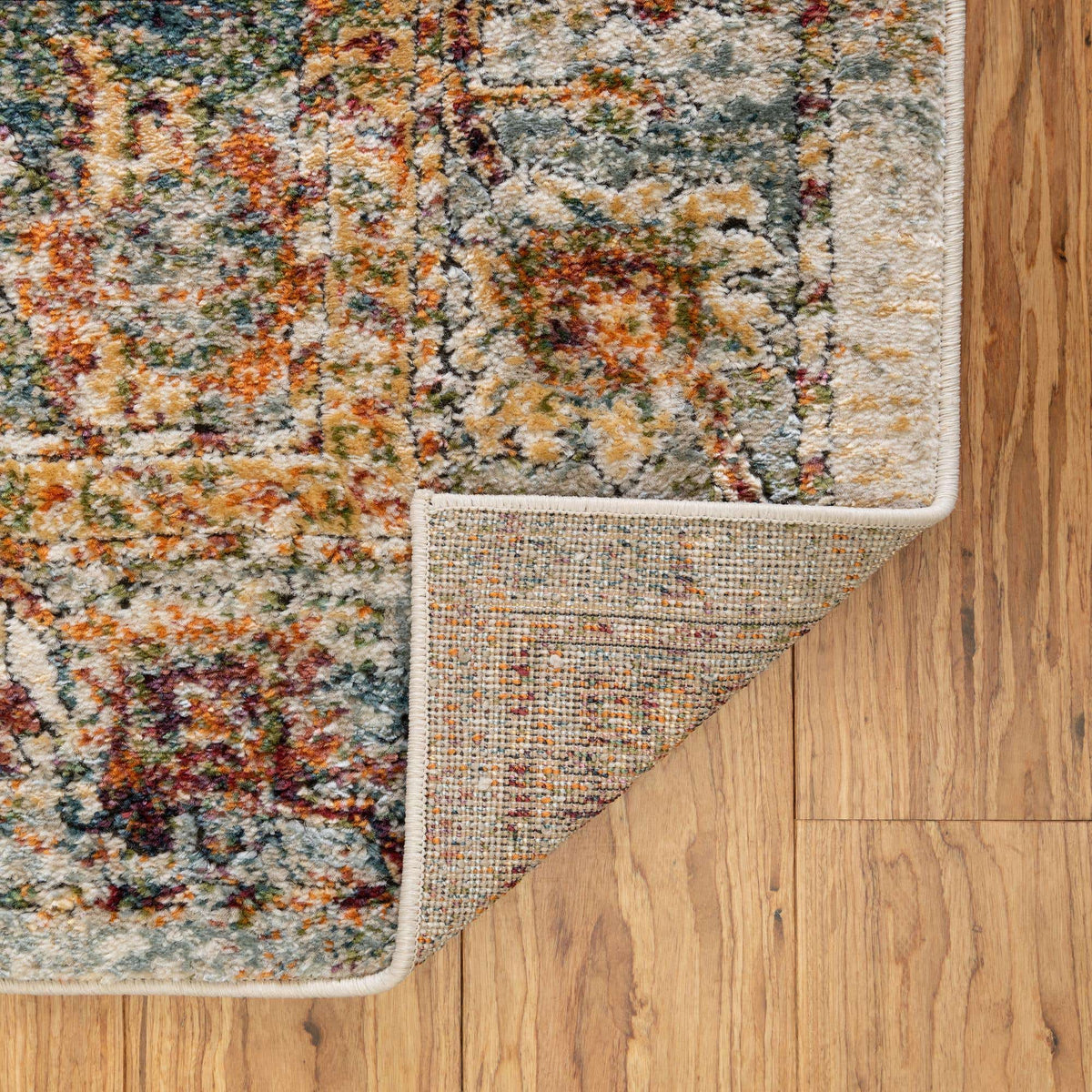 Quadratisch Teppich Isabella in Beige von Hadorn™ - Lifestyle Image