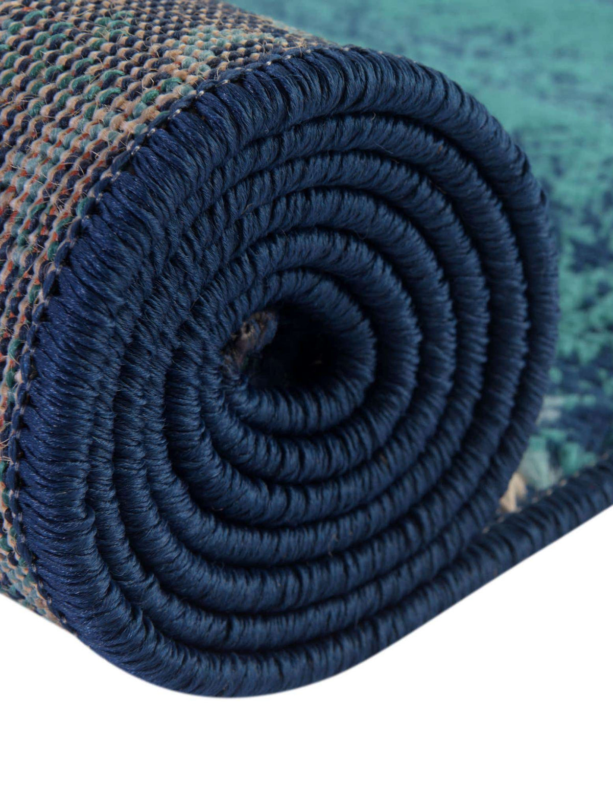Oval Teppich Azalea in Marineblau von Hadorn™ - Lifestyle Image