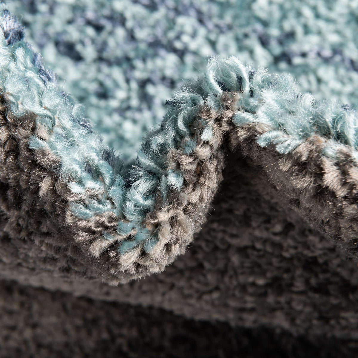 Rund Teppich Harvest in Blaugrau von Hadorn™ - Lifestyle Image