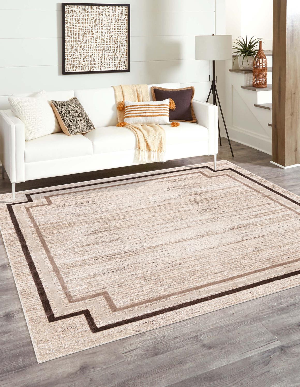 Quadratisch Teppich Oasis in Braun von Hadorn™ - Lifestyle Image