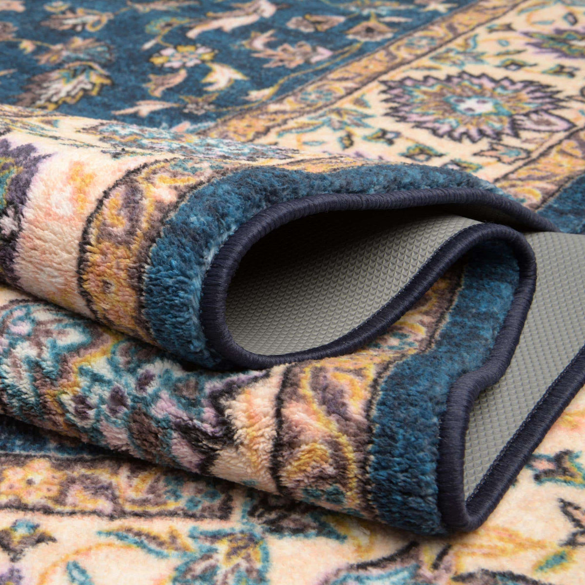 Rechteck Teppich Medina in Blau von Hadorn™ - Lifestyle Image