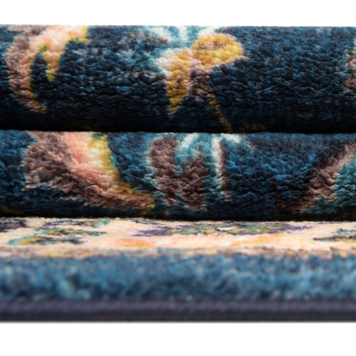 Rechteck Teppich Medina in Blau von Hadorn™ - Lifestyle Image