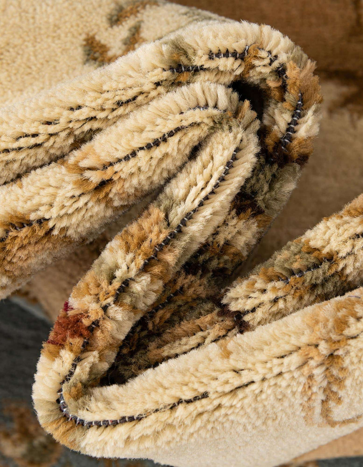 Läufer Teppich Classic Aubusson in Hellblau von Hadorn™ - Lifestyle Image