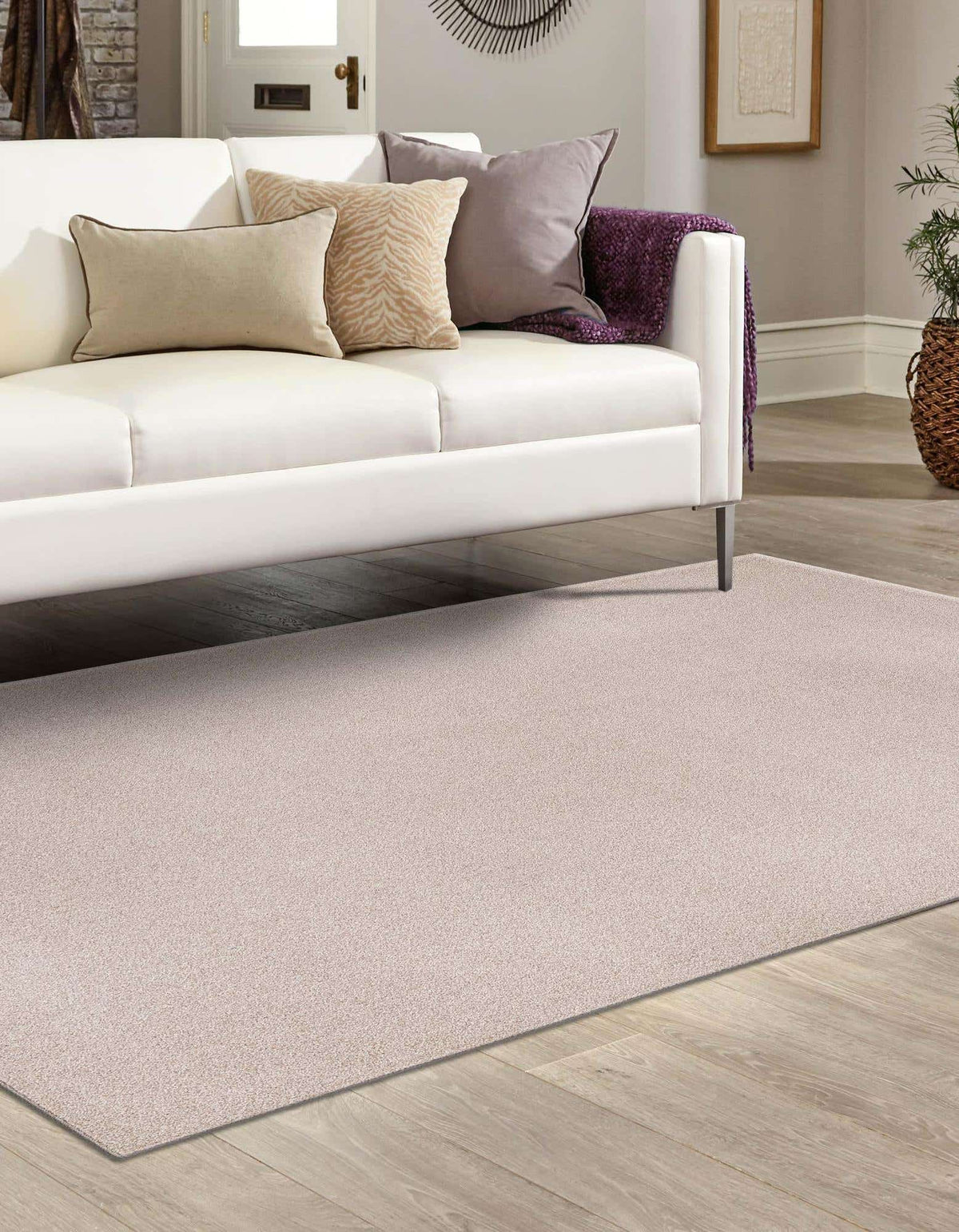 Rechteck Teppich Everyday Solid in Khaki von Hadorn™ - Lifestyle Image