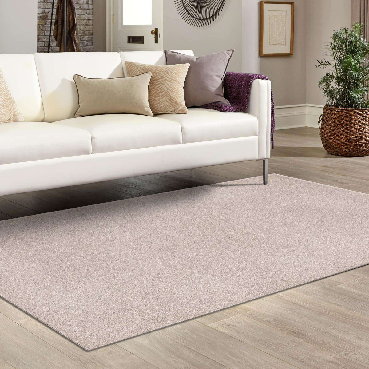 Rechteck Teppich Everyday Solid in Khaki von Hadorn™ - Lifestyle Image