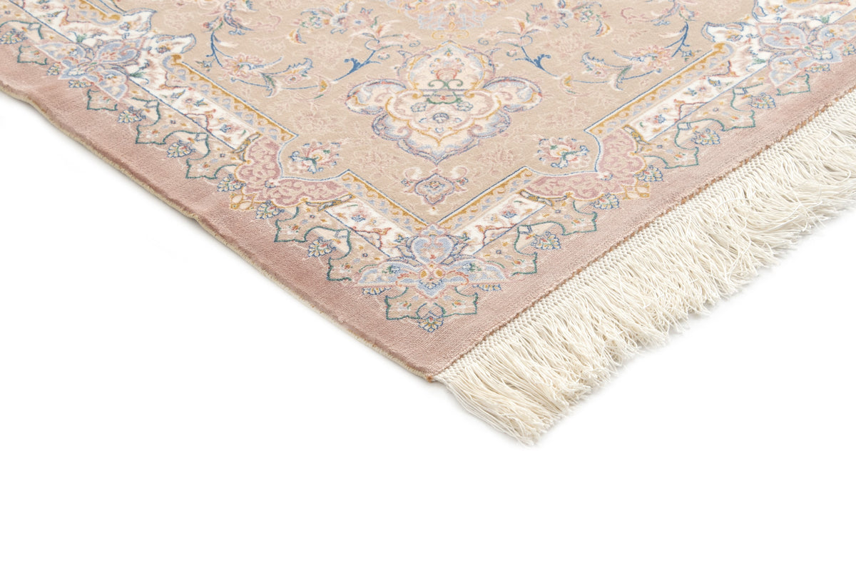 Rechteck Teppich Ghom Design in Hellbraun von Hadorn™ - Lifestyle Image