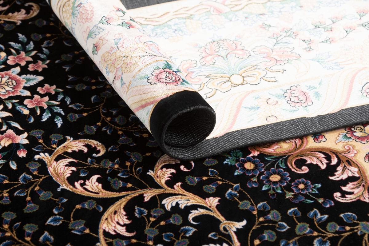 Rechteck Teppich Ghom Design in Schwarz von Hadorn™ - Lifestyle Image