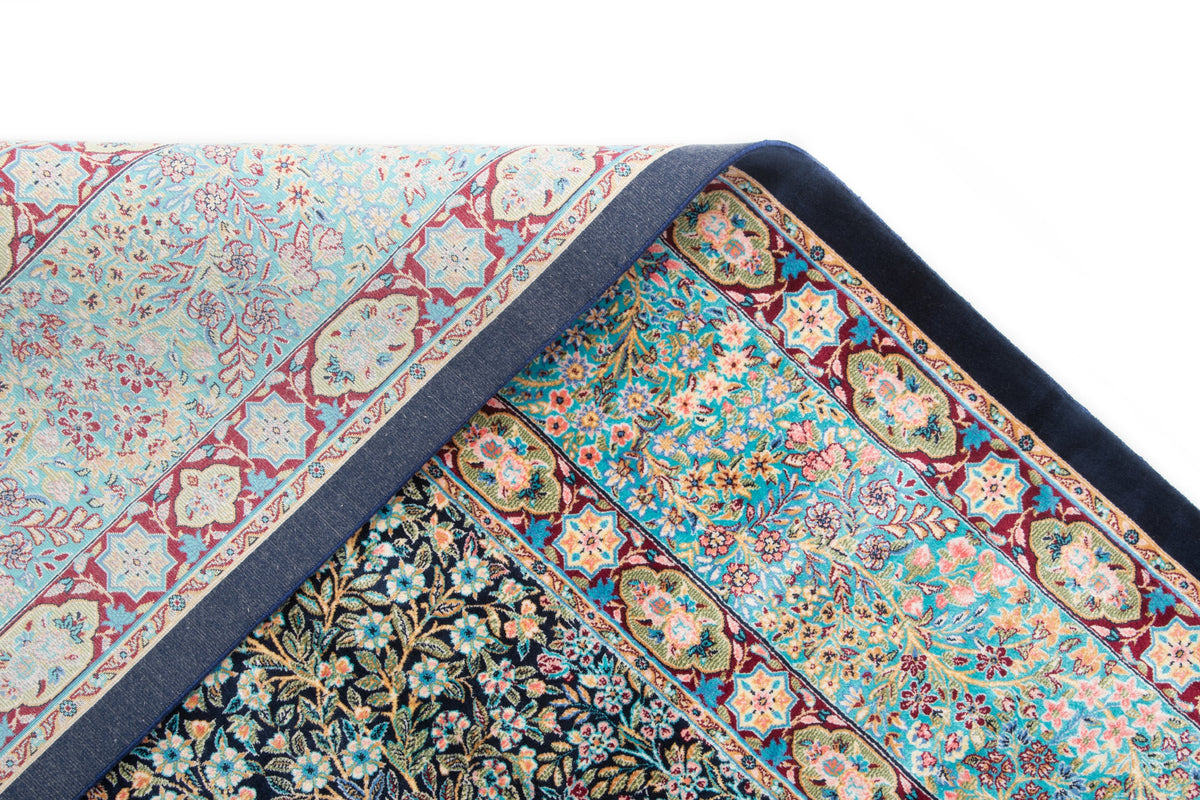 Rechteck Teppich Ghom Design in Dunkelblau von Hadorn™ - Lifestyle Image